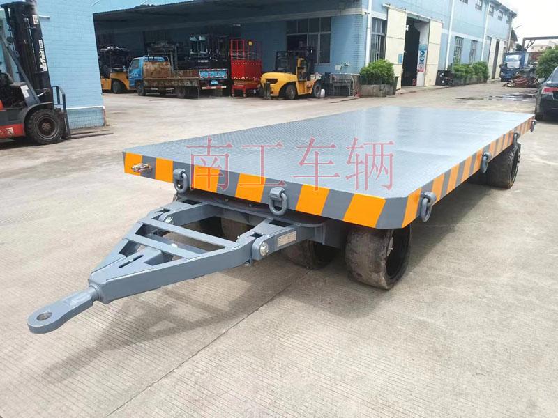 25吨重型工业乐竞在线注册（中国）有限公司 全挂式牵引拖车底盘