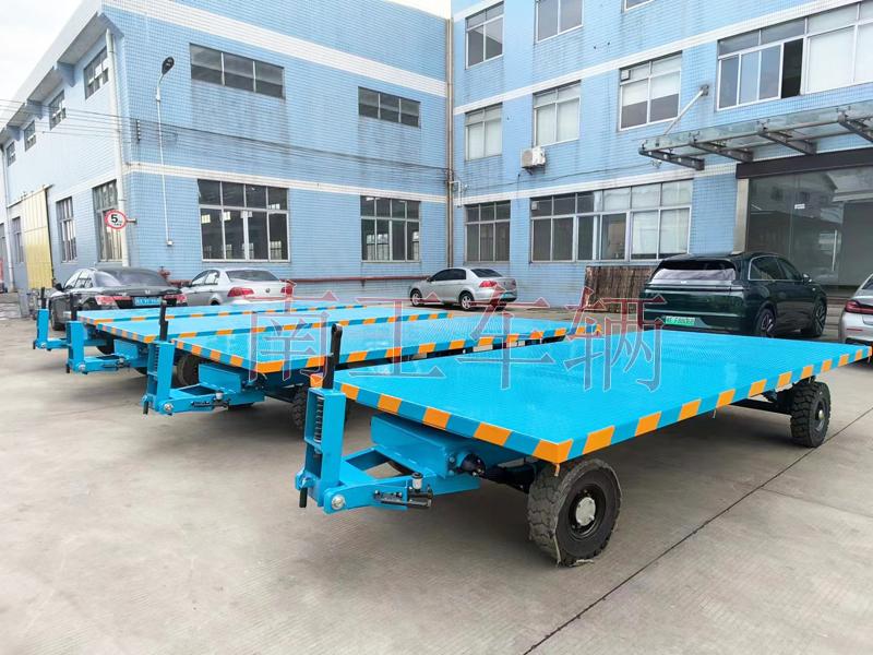 6吨乐竞在线注册（中国）有限公司蓝色 带减震带刹车工具拖车