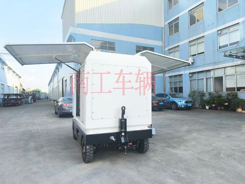 2吨电动乐竞在线注册（中国）有限公司 飞翼箱式电动工具拖车