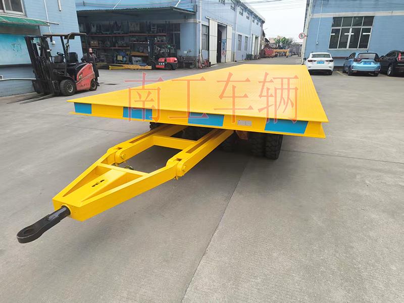30吨重型12米牵引乐竞在线注册（中国）有限公司 全挂车橙色