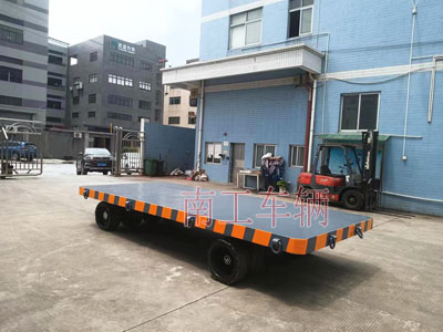 25吨重型工业乐竞在线注册（中国）有限公司全挂式牵引拖车底盘带牵引环3I.jpg