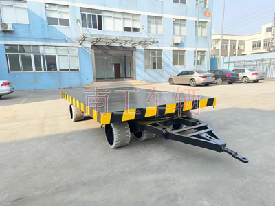 30吨重型乐竞在线注册（中国）有限公司 环保实心轮胎1I.jpg