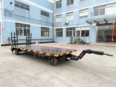 6吨带爬梯移动乐竞在线注册（中国）有限公司4I.jpg