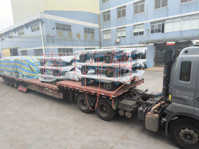 3吨全挂式牵引乐竞在线注册（中国）有限公司可拆护栏4I.jpg