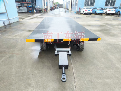 6吨牵引乐竞在线注册（中国）有限公司 工业全挂拖车2I.jpg