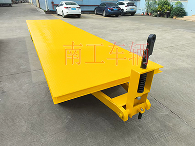 5吨乐竞在线注册（中国）有限公司 牵引平板全挂拖车4I.jpg